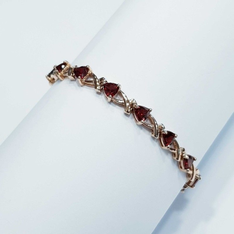 Gold Jewelry Diamond Centre | 14 Kt Yellow Gold Bracelet With Total 6.40 Ct Garnet