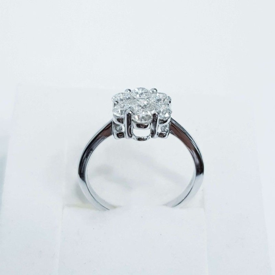 Gold Jewelry Diamond Centre | 18Kt White Gold Ring With 0.50 Ct Total Diamonds-Model (Ma...