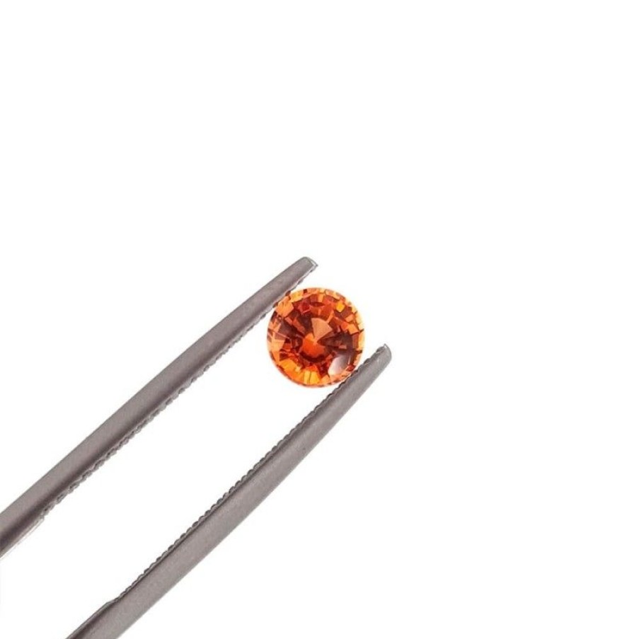 Gem Diamond Centre | Bright Orange Sapphire 0.60 Carat 5 Mm