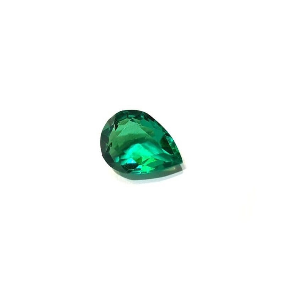 Gem Diamond Centre | Green Topaz Drop 1.36 Carat 6.0 X 8.0 Mm