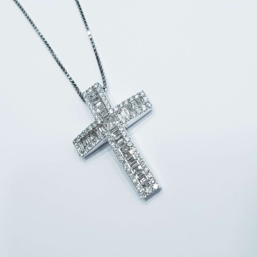 Cross Diamond Centre | Cross Pendant In White Gold With Natural Diamonds